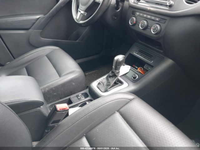 WVGBV7AX1HK031235 Volkswagen Tiguan 2.0t/2.0t S