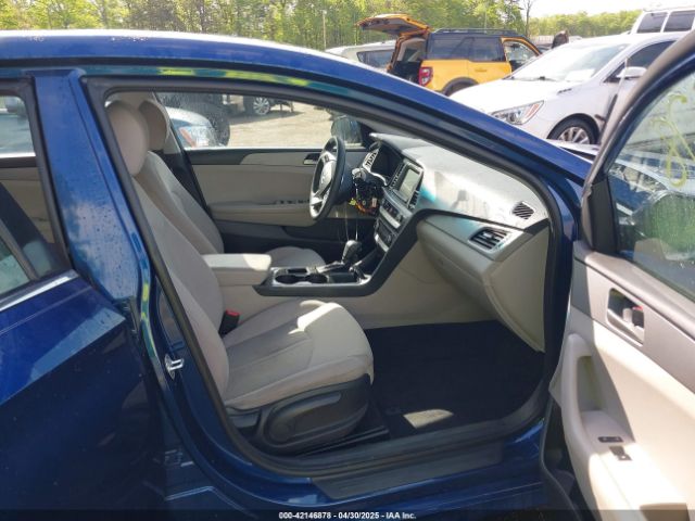 2019 HYUNDAI SONATA 5NPE24AF4KH780973 Photo 4