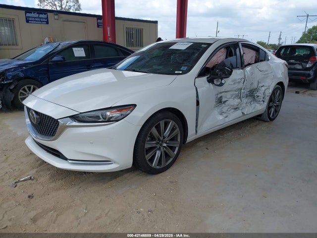 JM1GL1XY4K1506001 Mazda Mazda6 Signature
