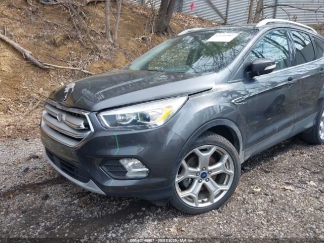 1FMCU9J99KUA43102 Ford Escape Titanium