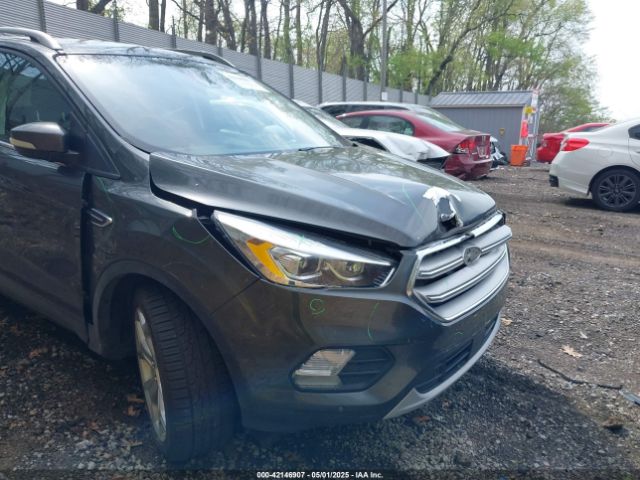 1FMCU9J99KUA43102 Ford Escape Titanium
