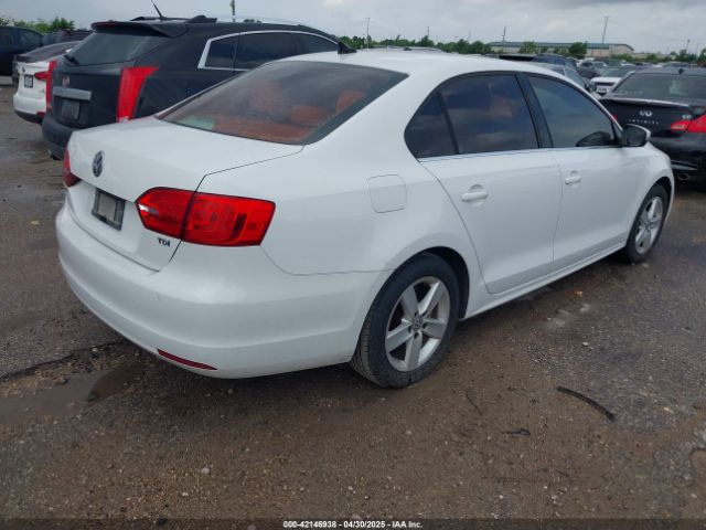 3VWLL7AJ1EM369620 Volkswagen Jetta 2.0l Tdi