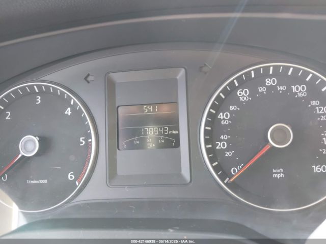 3VWLL7AJ1EM369620 Volkswagen Jetta 2.0l Tdi