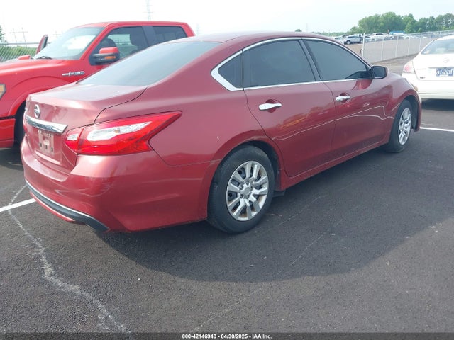 Nissan Altima 2.5/2.5 S/2.5 Sl/2.5 Sr/2.5 Sv 2016 1N4AL3AP5GN310236 Image 4