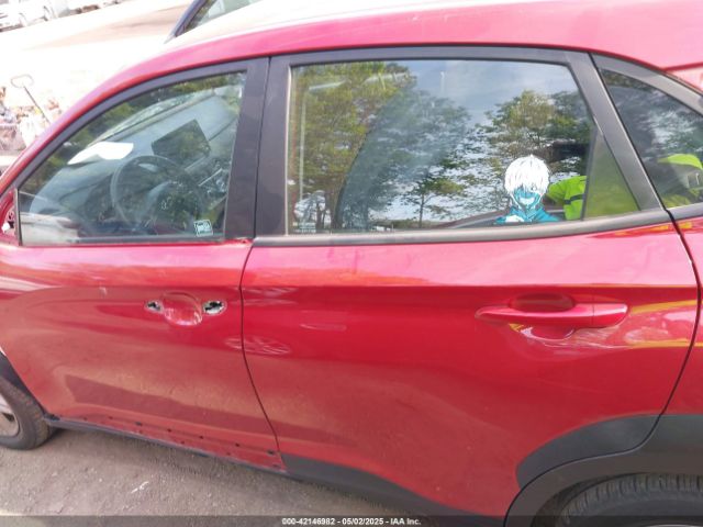 KM8K2CAB4NU825653 Hyundai Kona Se