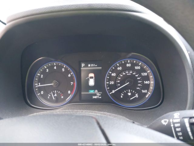KM8K2CAB4NU825653 Hyundai Kona Se