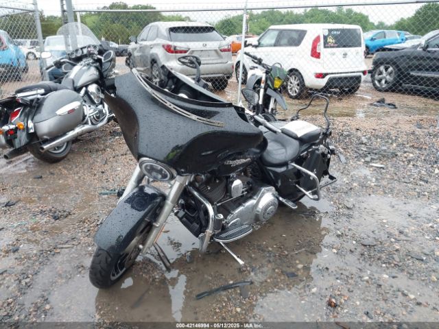 2012 HARLEY-DAVIDSON FLHX 1HD1KBM10CB636163