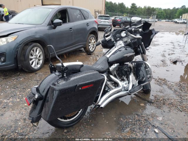 2012 HARLEY-DAVIDSON FLHX 1HD1KBM10CB636163 Photo 2