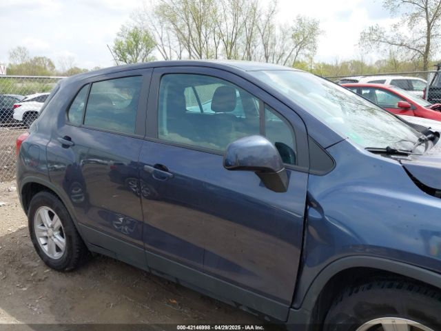 3GNCJKSB4KL260306 Chevrolet TRAX LS