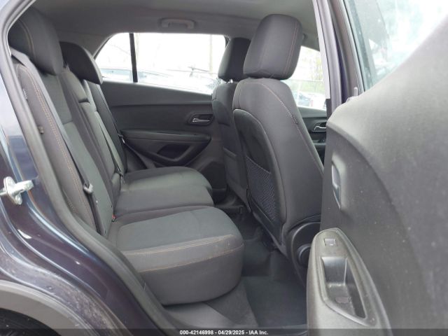 3GNCJKSB4KL260306 Chevrolet TRAX LS