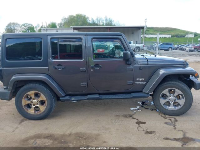 1C4BJWEG3GL270413 Jeep Wrangler Unlimited Sahara