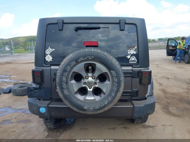 1C4BJWEG3GL270413 Jeep Wrangler Unlimited Sahara
