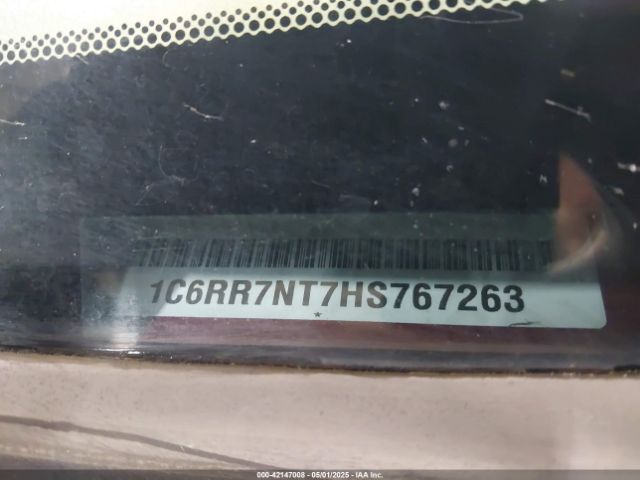 1C6RR7NT7HS767263 RAM 1500 Laramie  4x4 5'7 Box