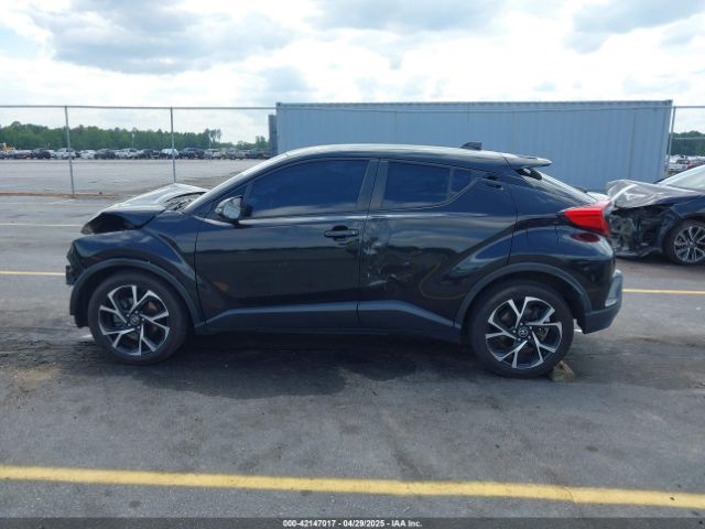 NMTKHMBX4KR096569 Toyota C-HR XLE