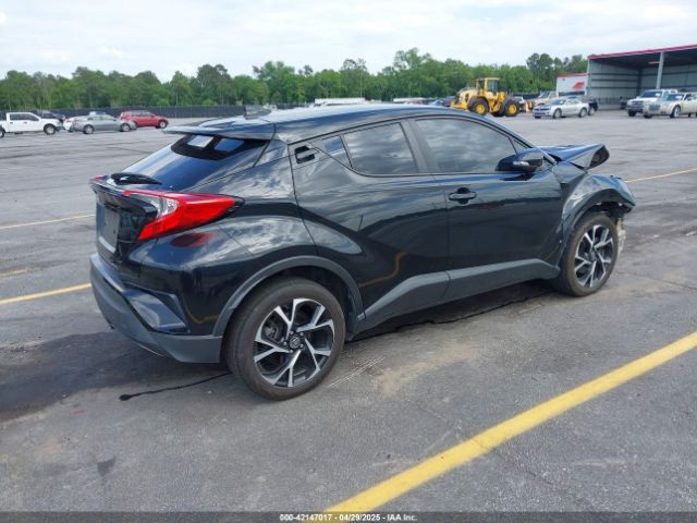 NMTKHMBX4KR096569 Toyota C-HR XLE