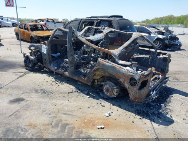 1C4HJXEG2KW580253 Jeep Wrangler Unlimited Sahara
