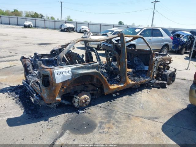 1C4HJXEG2KW580253 Jeep Wrangler Unlimited Sahara