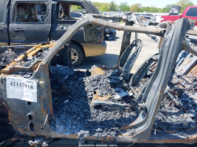 1C4HJXEG2KW580253 Jeep Wrangler Unlimited Sahara