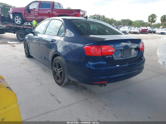 3VWD07AJ9EM372276 Volkswagen Jetta 1.8t Se
