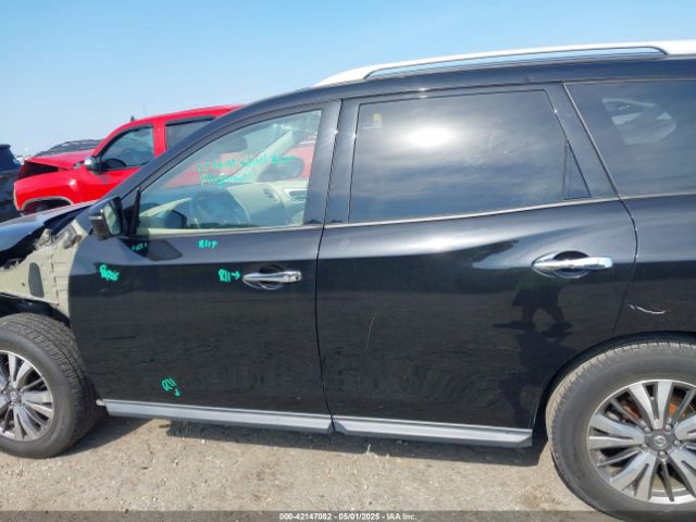 5N1DR2MN2JC640330 Nissan Pathfinder Sl