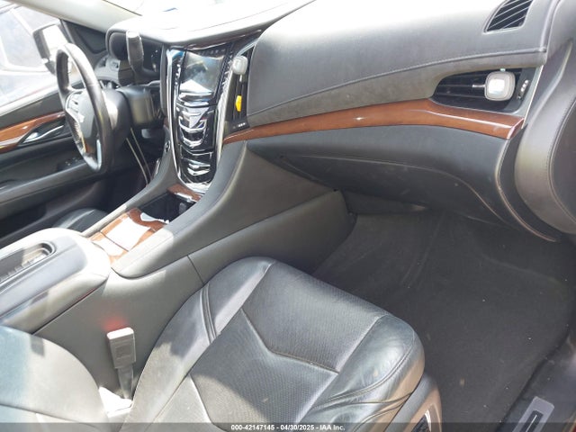 2019 CADILLAC ESCALADE 1GYS3BKJ7KR342801 Photo 4