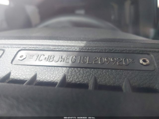 1C4BJWEG1GL209920 Jeep Wrangler Unlimited Sahara