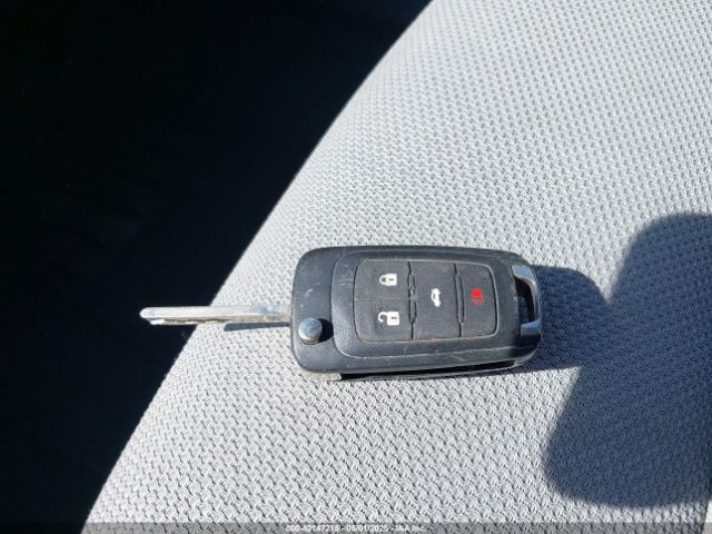 1G1PA5SH2E7151389 Chevrolet Cruze Ls Auto