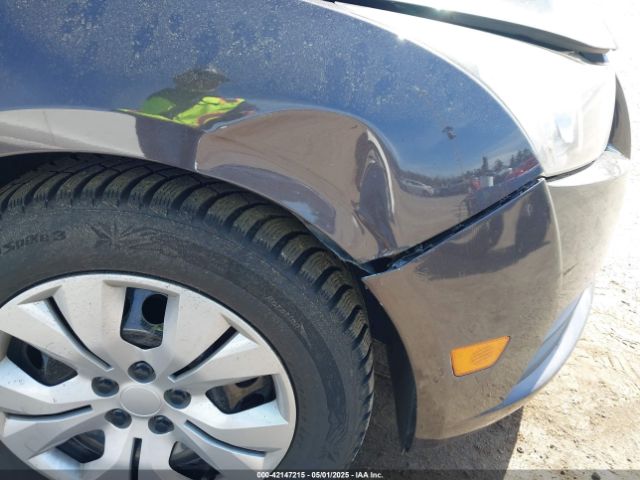 1G1PA5SH2E7151389 Chevrolet Cruze Ls Auto