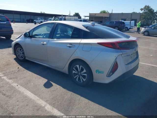 JTDKARFP7H3037054 Toyota Prius Prime Premium