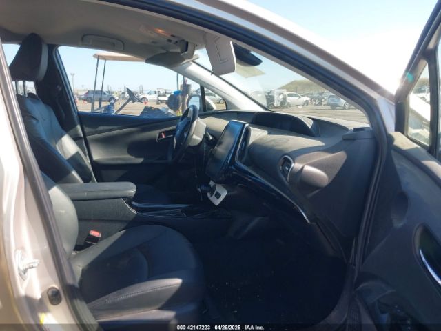 JTDKARFP7H3037054 Toyota Prius Prime Premium