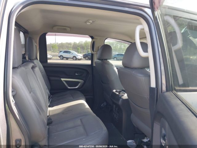 1N6AA1ED0MN518084 Nissan Titan Sv 4x4