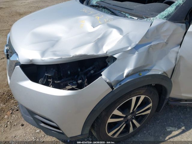 3N1CP5CUXJL509573 Nissan KICKS SV