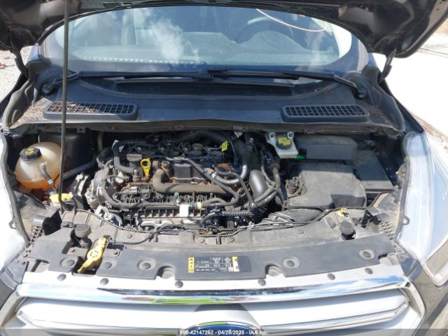 1FMCU0GD2KUB38690 Ford ESCAPE SE