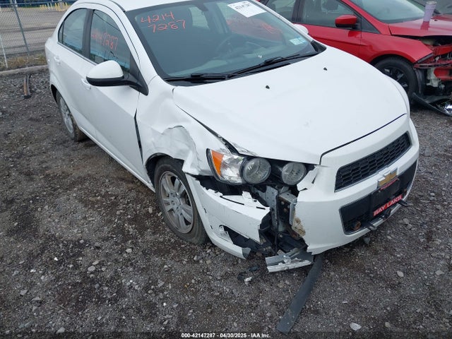 1G1JC5SH2F4105547 Chevrolet Sonic Lt Auto