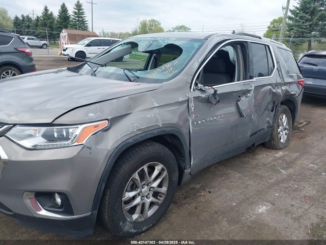 1GNERGKW4JJ135006 Chevrolet Traverse 1lt