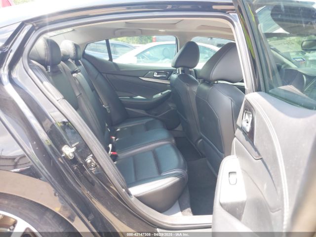 1N4AA6AP2HC401856 Nissan Maxima 3.5 Sl