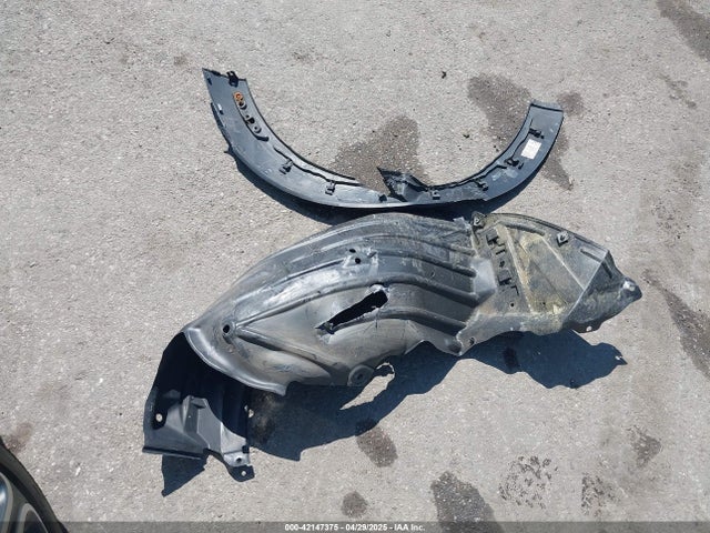 42147375 :رقم المزاد ، 3MZBM1L79FM187074 vin ، 2015 Mazda Mazda3 I Touring مزاد بيع