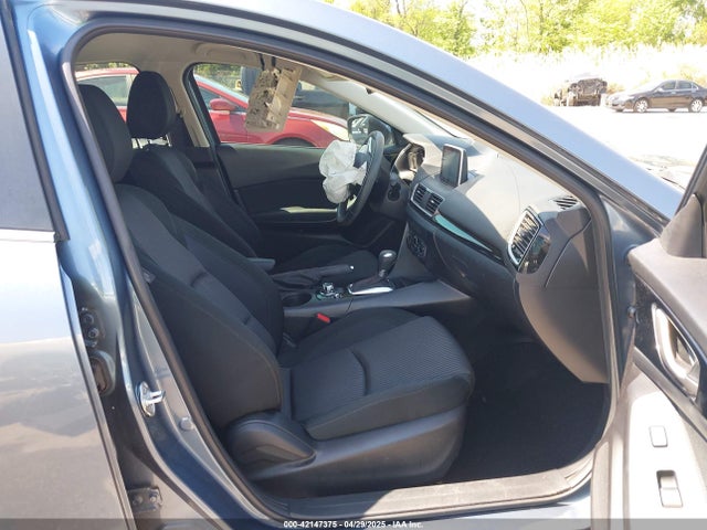 42147375 :رقم المزاد ، 3MZBM1L79FM187074 vin ، 2015 Mazda Mazda3 I Touring مزاد بيع