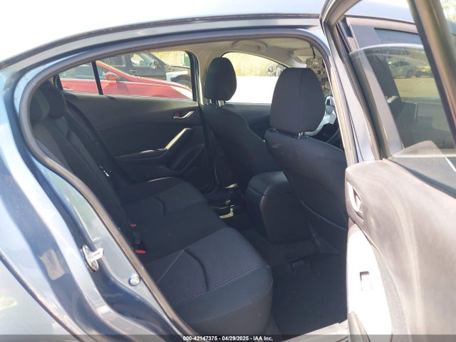 42147375 :رقم المزاد ، 3MZBM1L79FM187074 vin ، 2015 Mazda Mazda3 I Touring مزاد بيع