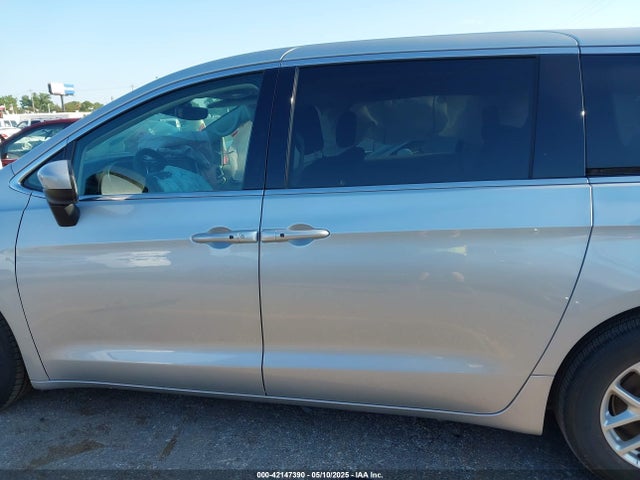 Chrysler Voyager Lx 2022 2C4RC1CG8NR145197 Image 14