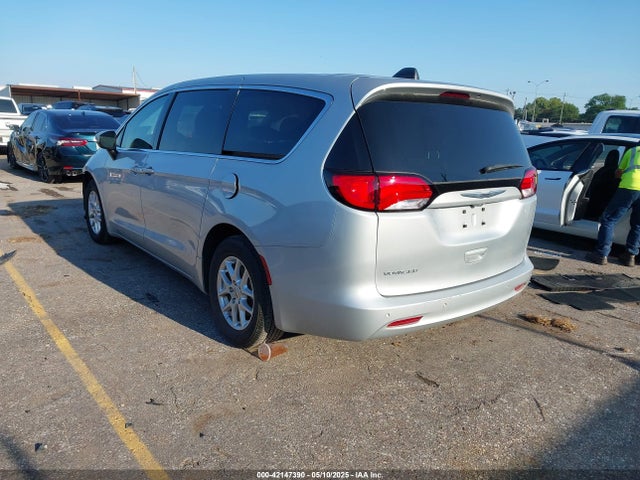 Chrysler Voyager Lx 2022 2C4RC1CG8NR145197 Image 3