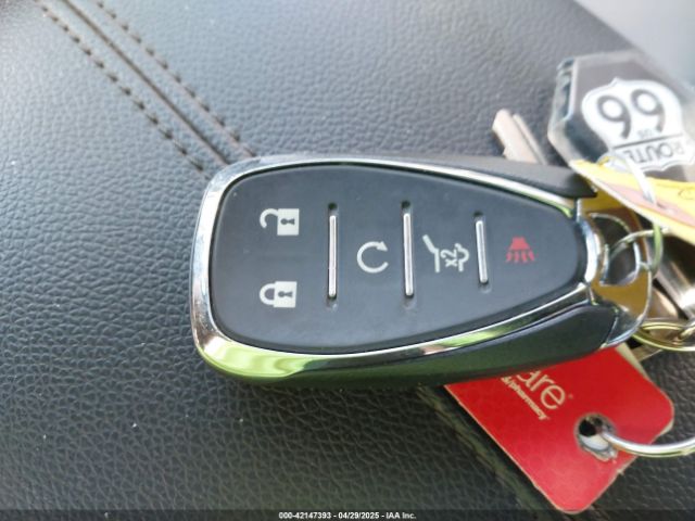 3GNAXVEV8JL100392 Chevrolet Equinox Premier
