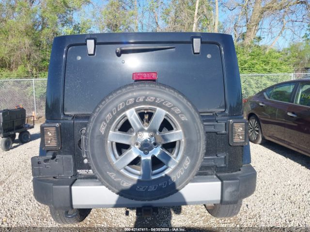 1C4BJWEG7FL677343 Jeep Wrangler Unlimited Sahara