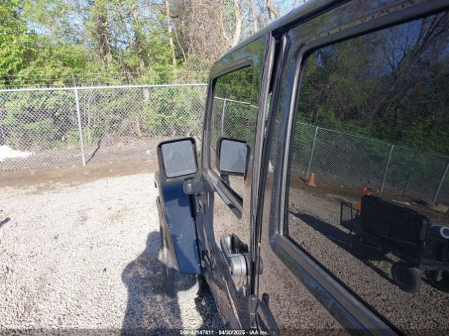 1C4BJWEG7FL677343 Jeep Wrangler Unlimited Sahara