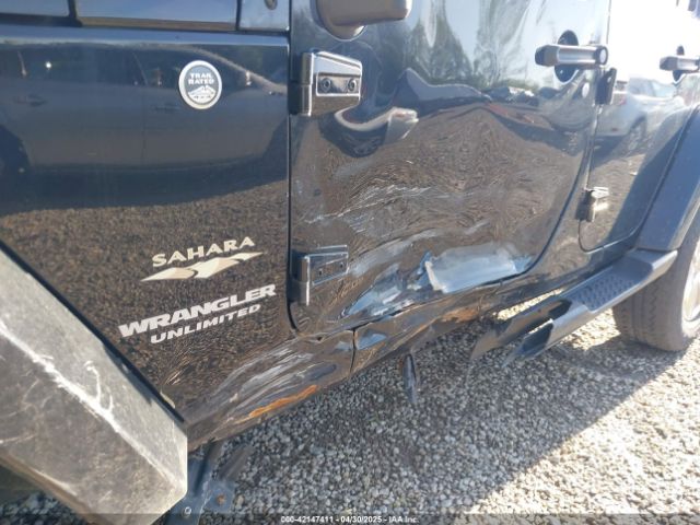 1C4BJWEG7FL677343 Jeep Wrangler Unlimited Sahara