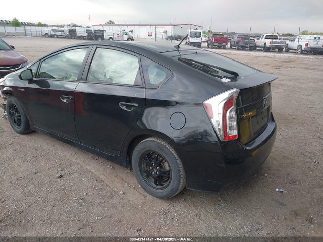 JTDKN3DU8F0430408 Toyota Prius Two