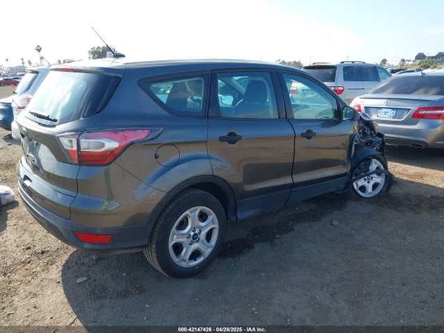 1FMCU0F79HUA23475 Ford ESCAPE S