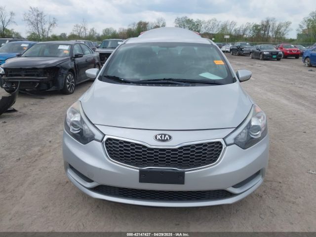 KNAFK4A63G5559048 KIA FORTE LX
