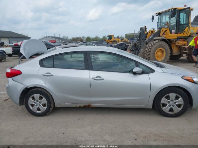 KNAFK4A63G5559048 KIA FORTE LX