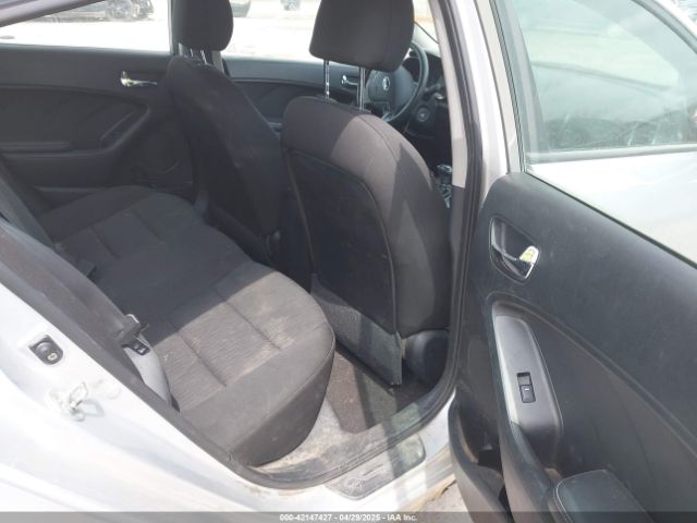 KNAFK4A63G5559048 KIA FORTE LX